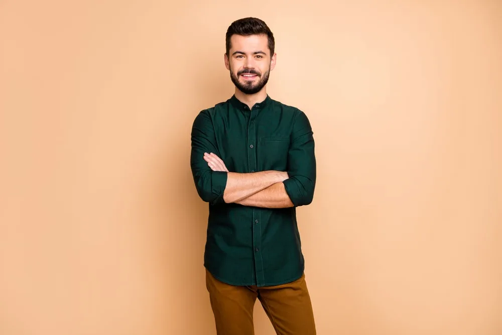 Which Color Suits With Brown Pants? - HowNest